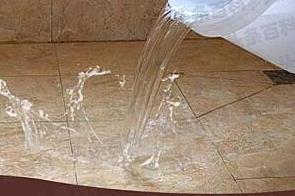 千山漏水维修 免砸砖防水材料该如何施工